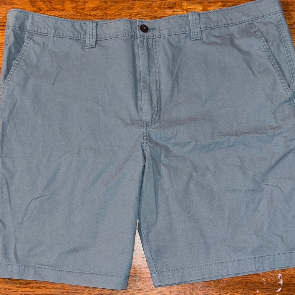 Magellan Outdoors Men's Slate Blue Flat Front Shorts